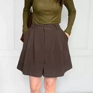 [신상오픈런]|KSP9263|여성 겨울용 스판 기모 반바지 빅사이즈 투핀턱 반바지