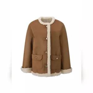 [롯데백화점]씨씨콜렉트 시어링 스웨이드 무스탕 자켓_C254PSJ161