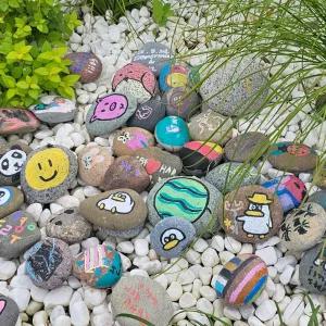 납작돌(flat pebble) 3kg (1봉)  그림그리기 페인팅자갈  납작한모양으로 어린이미술 놀이 교재사용