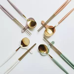 보겐 에펠 커트러리 세트 수저 받침 신혼 집들이 선물