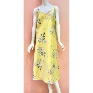 [갤러리아] [비비안] 화사한 샤틴 플로럴 물실크 여성 슬립 GW8816T