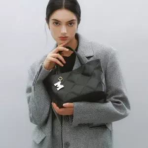 [메트로시티](대구신세계)[MQ6700 라인] 토트백 스몰 M243MQ6702Z