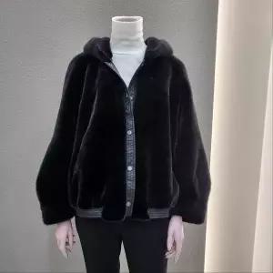 [꼼빠니아]퍼프소매 후드페이크 퍼재킷 CAEW0-WFU010_IC