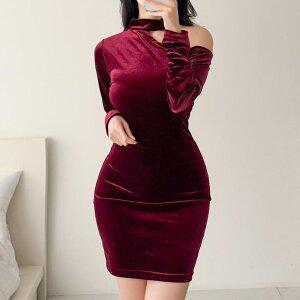 [신세계라이브쇼핑][옷자락] 여자 연말 어깨트임 오프숄더 벨벳 슬림 미니원피스