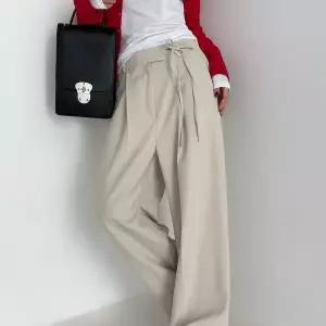 [옷자락]여자 리본랩 루즈 핀턱 와이드 키큰녀 출근룩 슬랙스_P385780640