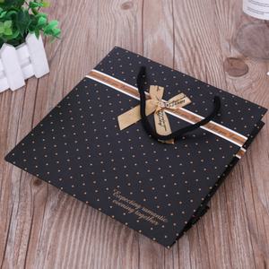 종이가방 블랙리본 대형 10개 / 어린이집 유치원 학교 학원 교회 새학기 교구포장 발렌타인데이 화이트데이 어린이날 빼빼로데이 크리스마스 명절 선물쇼핑백