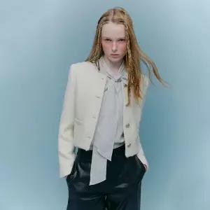 [케네스레이디](대전신세계)[Online-Exclusive] [BYLYNN] 버튼다운 트위드 울 자켓 ENJKOK6000