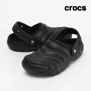 크록스 클래식 라인드 오버퍼프 클로그 성인 샌들 블랙 210059-001