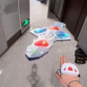 바이디움 드론검 칼 리모컨 단검 화이트 장난감 드론 항공기 비행