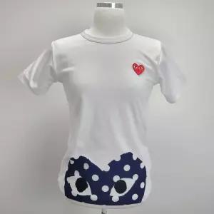 [Comme-des-Garcons] 꼼데 여성 하트 도트 반팔 티셔츠 White P1T235