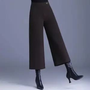 아브릴 여성치마바지 모직 와이드 치마바지 가을 겨울 통바지 빅사이즈 도톰한 7부 바지 UNO4