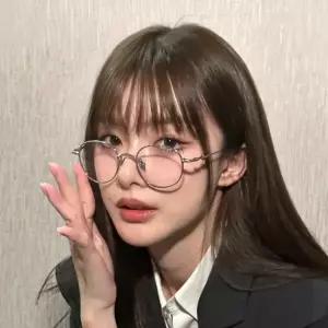 우리동네특공대 윤계상안경 실버안경테