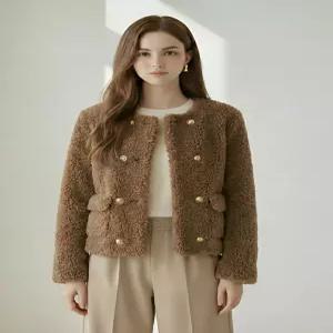 [에이샵][에이샵] 골드 버튼 포켓 양털 누빔 자켓_ASJK042W25
