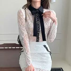 [신상오픈런]|KSH41FE|여성 리본 카라 시스루 레이스 블라우스 파티룩