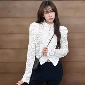 [신상오픈런]|CHH4200|여성 연말 파티 블라우스 프릴 레이스 긴팔 셔츠