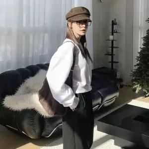 [하프클럽/]여성용 기모 무지 크롭 맨투맨 티