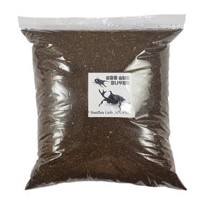 성충 바닥용 참나무톱밥 3리터 장수풍뎅이 사슴벌레