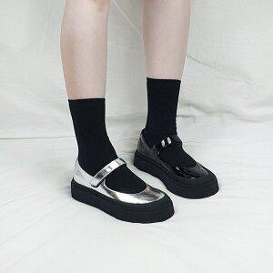 [디아]로파 실버 에나멜 찍찍이 키높이 통굽 메리제인 플랫슈즈 4cm