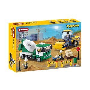 옥스포드 타운 중장비 레미콘과 로드롤러