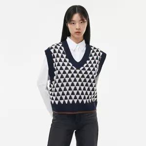 오버핏 브이넥 패턴 니트 베스트 AP4KVA64