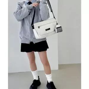 윤슬디자인 조이플 옆으로 매는가방 학생 패션 가방 학원 초등생 중학생 메신저 청소년 크로스