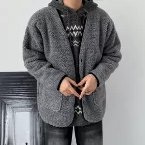 [모노폴로지]양털 뽀글이 오버핏 브이넥 무지 두꺼운 3버튼 가디건 데일리 포근한 아우터