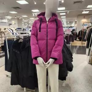 [올리비아로렌] HC05 A라인 덕 후드 점퍼 VVCKD3WA151 (S43374561)