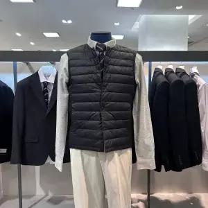 [리버스지오지아](마산점)25 FW 경량 패딩 조끼 [블랙]