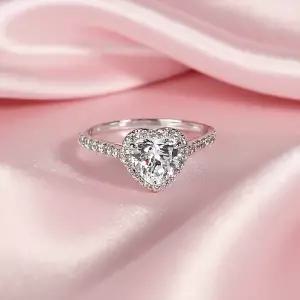 [샤밍주얼리]1캐럿 하트 다이아 반지 랩 18K 고급 헤일로 프러포즈 여성 기념일 선물 생일 결혼