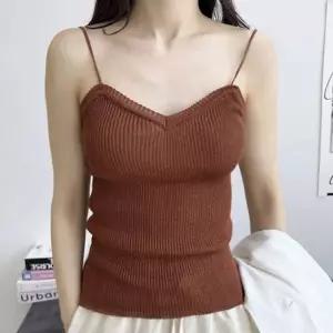 [하프클럽/]깔끔 시스루 강조 걸 유니크 코디레이어드 울탑탑 슬리브리스