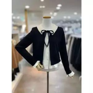 [갤러리아] [클리지]투게더카라크롭블라우스(CP9WBL03)