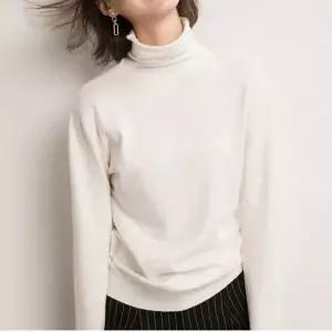 [하프클럽/]세련된 데일리 걸스 라이트하이넥 장팔 캐주얼 뜨개탑