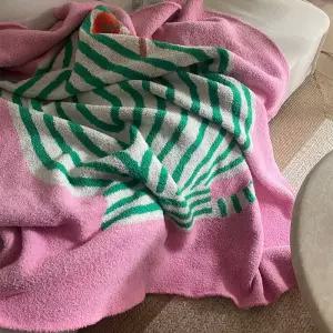 쇼파블랭킷 쇼파 담요 거실 사계절용 소파 차박 벨벳 블랑캣 무릎 대형 침대 침실 사무실