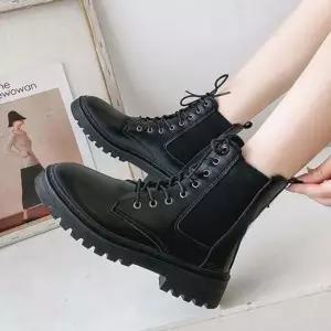 미들통굽 플랫워커 걸크러쉬 밴딩 첼시 레이스업워커