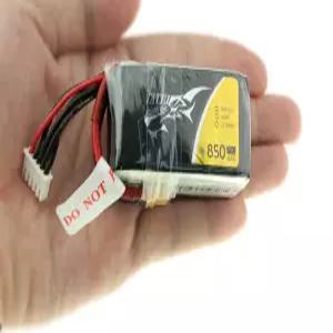 tattu LiPo 충전식 배터리 RC FPV 레이싱 드론 쿼드콥터용 850mAh 11.1