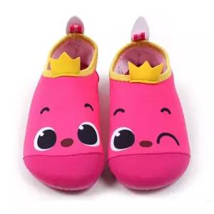 수영장슈즈 물놀이 여아 아쿠아 입체 윙크아동신발 이신발 핑크퐁 캐릭터 미끄럼방지 바캉스 스킨 해수욕장