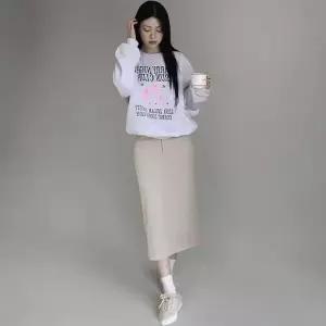 [하프클럽/]여성 기본 슬림핏 미디 H라인 심플 롱 스커트