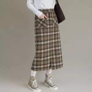 [하프클럽/]여성 체크무늬 포켓 H라인 롱스커트 앞트임 디자인