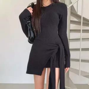 [하프클럽/]여성 슬림핏 골지 니트 미니 원피스 랩 디자인