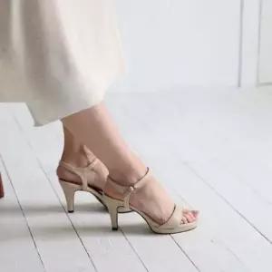 국내제작 기본 베이직 가보시 발등 스트랩 샌들힐