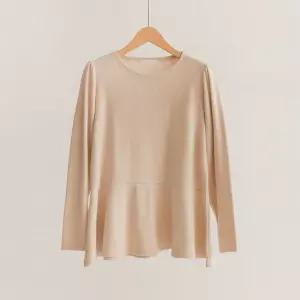 [66-110] 콜레 라운드 골지 플레어 블라우스