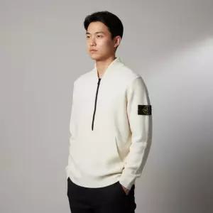 STONE ISLAND 533D2 SOFT GAUZED EFFECT COTTON HALF ZIPPER KNIT  7815533D2 V0099)  배지 하프집업 니트)