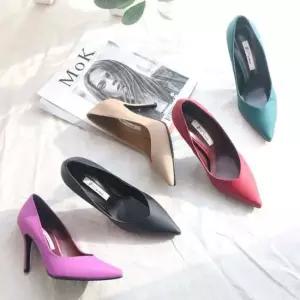 국내제작 소가죽 뾰족 브이라인 펌프스힐 여성 하이힐