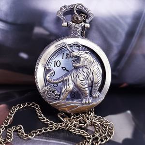 회중시계 호랑이