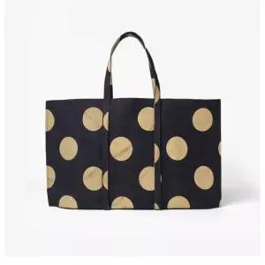 [롯데백화점]샌프란시스코마켓 [AMIACALVA 아미아칼바] SFM 20TH ANNIVERSARY DOT TOTE(L) NAVY/ACE2M80005