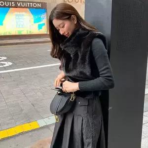 [미나그램] 라우즈 숄워머 에코퍼조끼