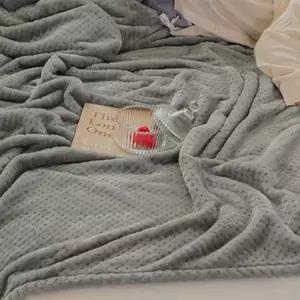 극세사 담요 따뜻한 플리스 포근한 겨울 담요 다용도 차량용 사무실 학교 무릎 수면 학생