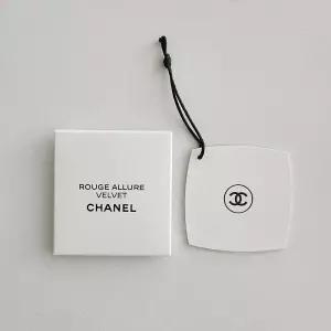 샤넬 뷰티 화이트&블랙로고 거울 /샤넬 쇼핑백