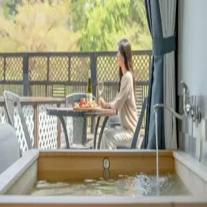 [강원/강릉] 강릉 아썸펜션 (포레스트뷰(산)/가족/커플/공용수영장(실외)/개별바베큐/주차장/흡연구역(지정장소))