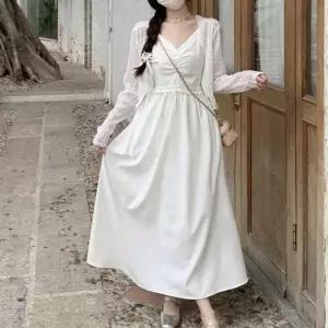 [하프클럽/]끈나시 셔링 캐주얼 화이트 롱원피스 필수템 어깨끈조